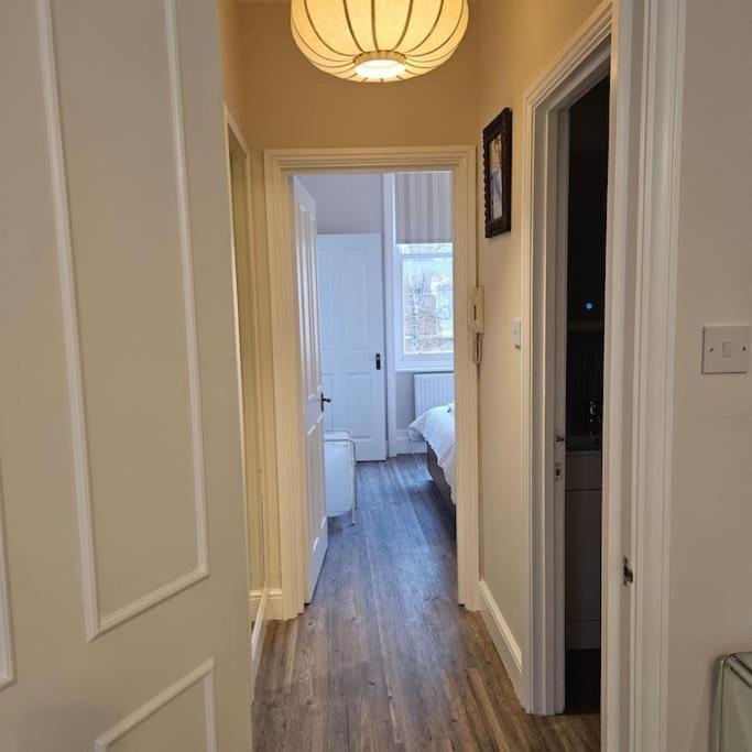 Appartamento Cozy One Bedroom Close To Abbey Road Londra